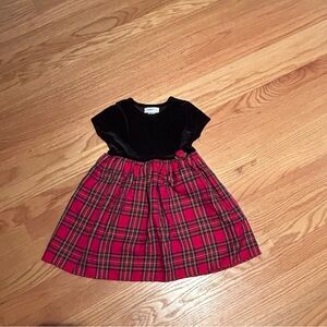 Youngland Black and Red Plaid Kids for the Holiday. EUC Size 4Tz